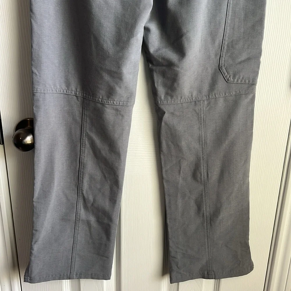 Figs Kade Cargo Scrub Pants - Picture 5 of 8